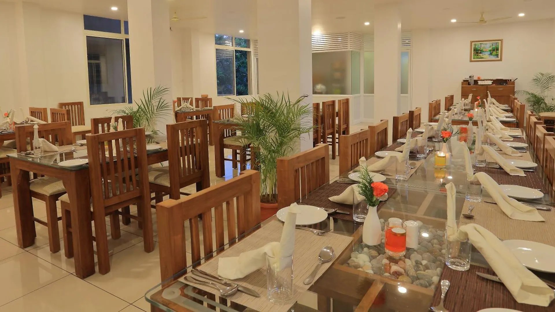 ***  Hotel Livinns Thekkady India