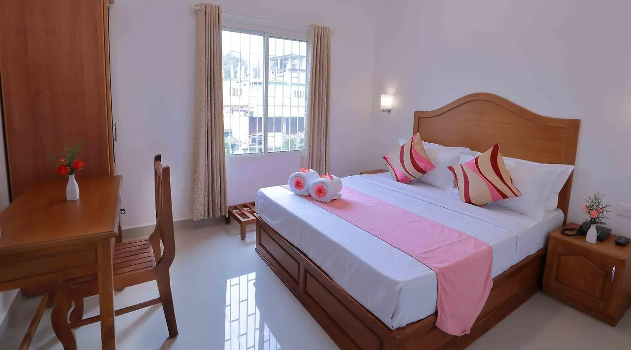 Hotel Livinns Thekkady